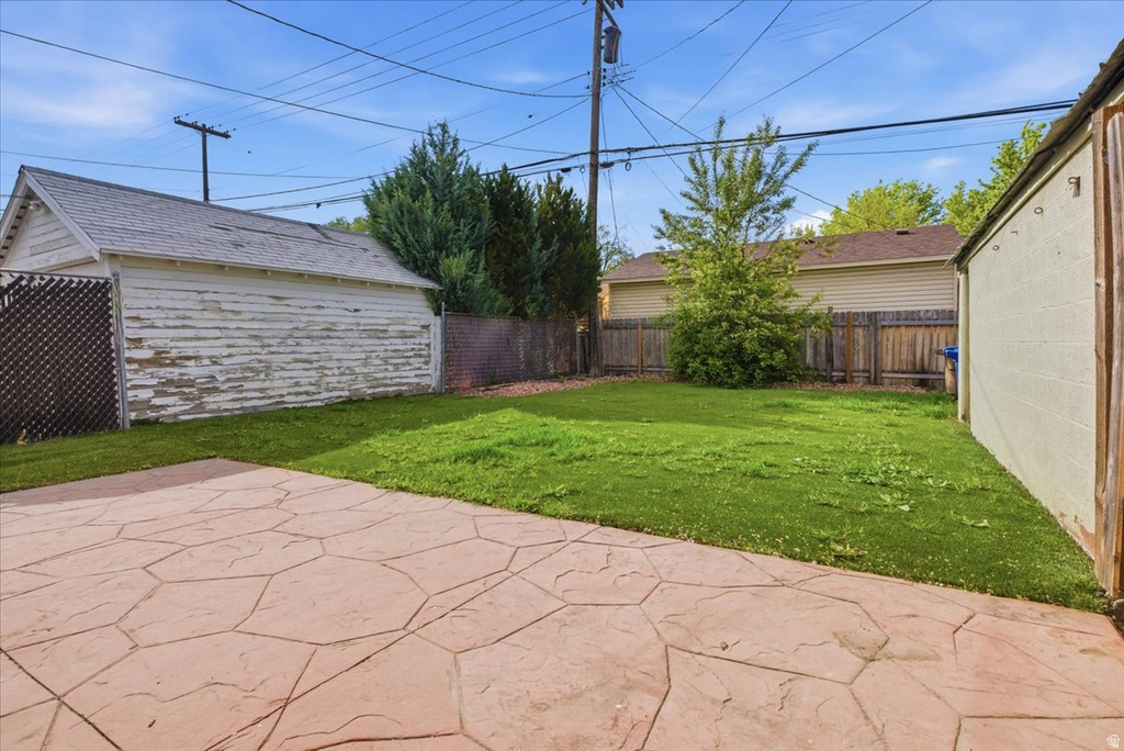 672 E BRYAN Salt Lake City, UT 84105