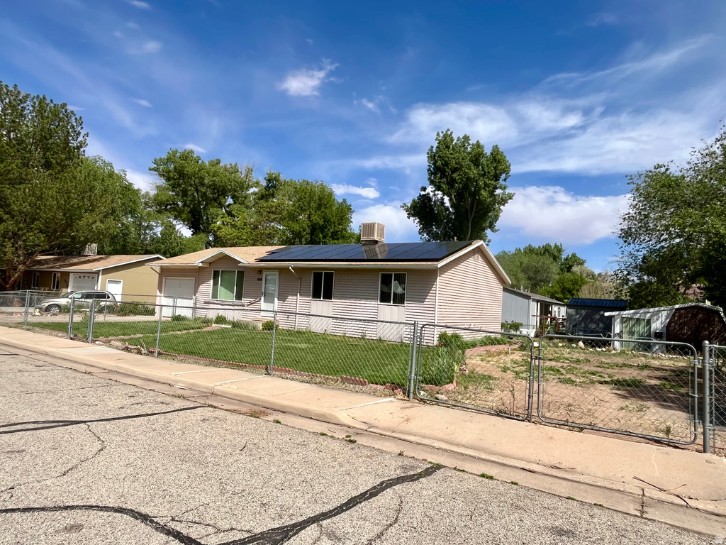 658 BARTLETT ST Moab, UT 84532