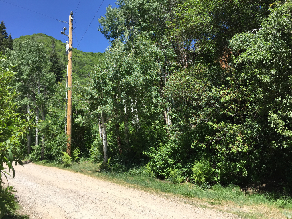 6387 E LEFTHAND LN Emigration Canyon, UT 84108