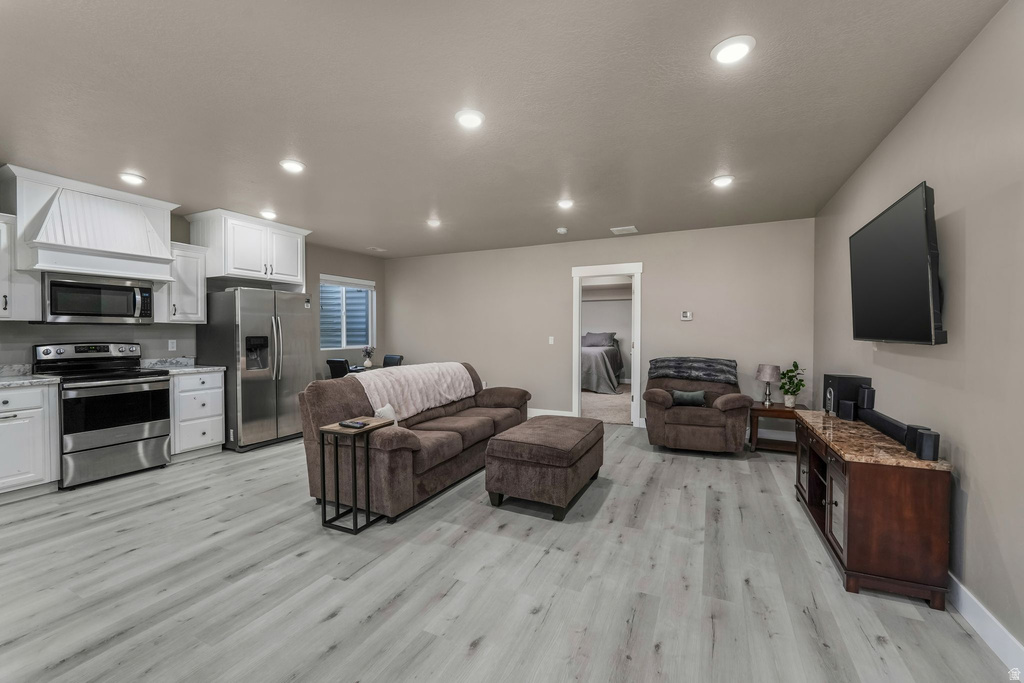 3065 E LAKE VISTA DR Eagle Mountain, UT 84005