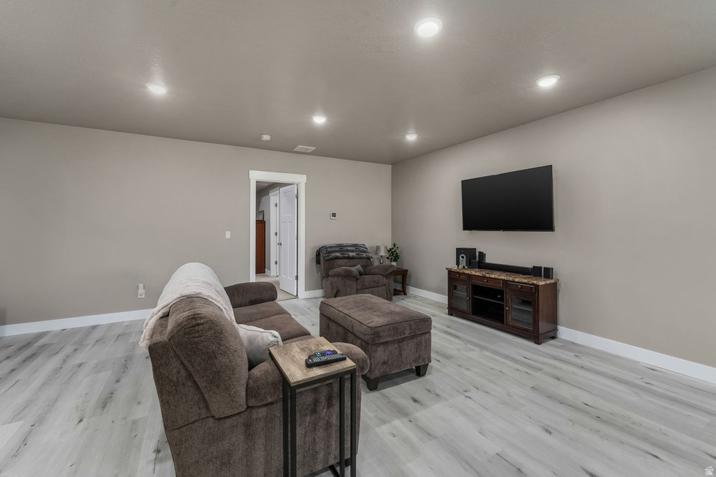 3065 E LAKE VISTA DR Eagle Mountain, UT 84005