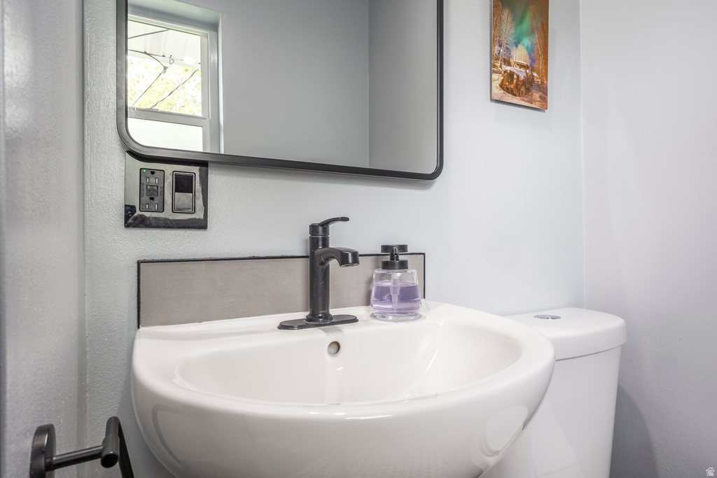 1971 E TERRA LINDA DR Holladay, UT 84124