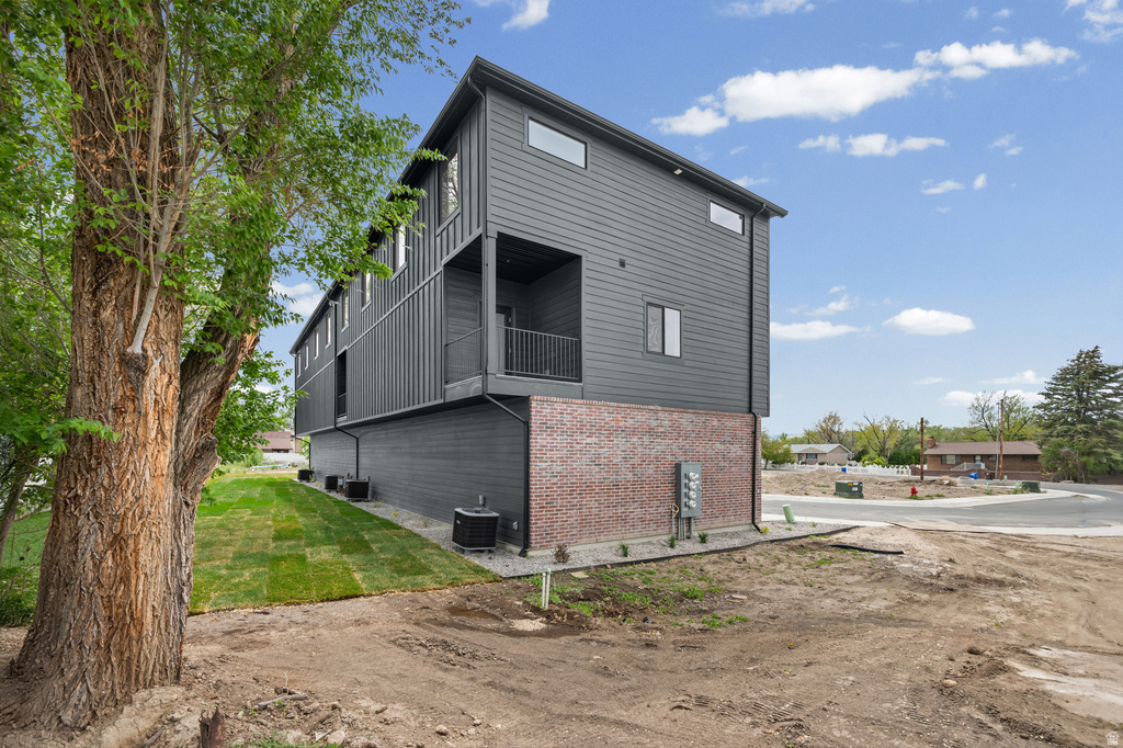 340 E 7635 S Sandy, UT 84047