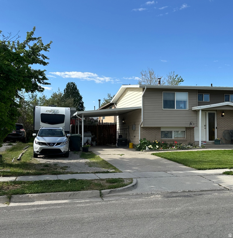 6497 W 3860 S West Valley City, UT 84128