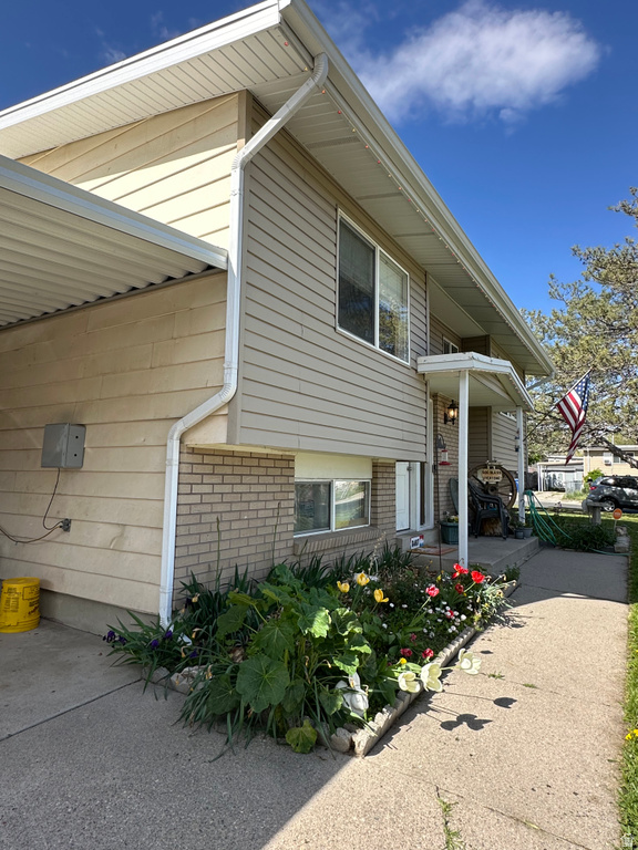 6497 W 3860 S West Valley City, UT 84128