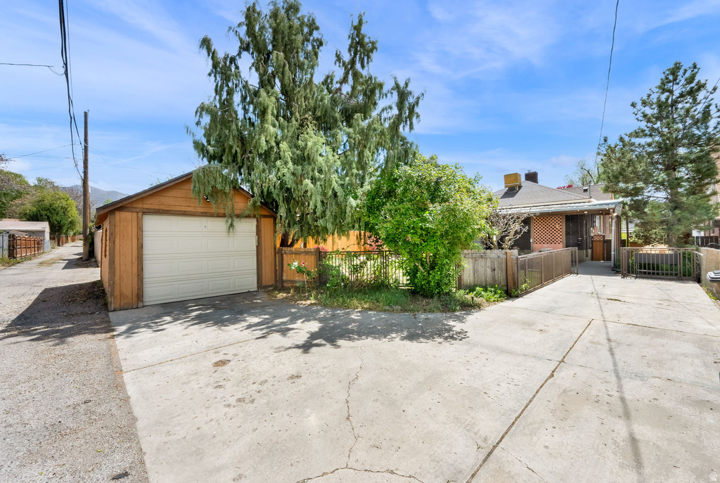 1425 E 1700 S Salt Lake City, UT 84105