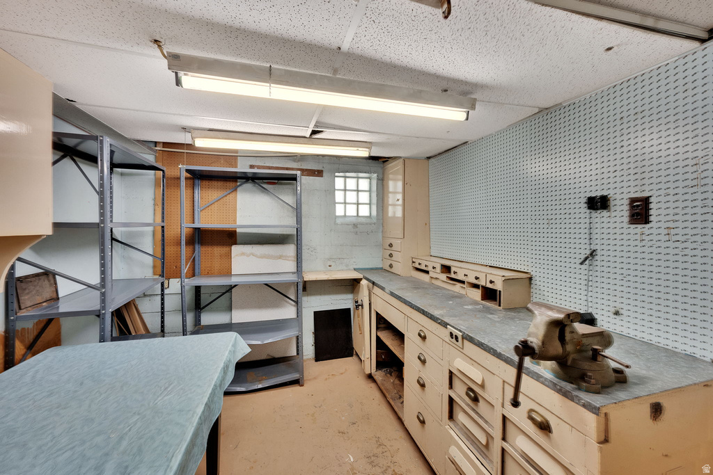 1425 E 1700 S Salt Lake City, UT 84105