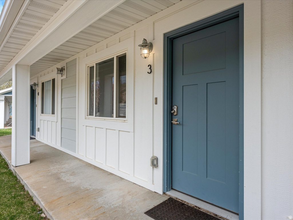 890 N NEWBERG PL #3 Garden City, UT 84028