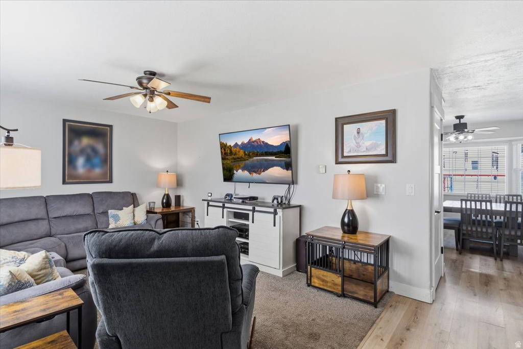 2185 S 2325 W Syracuse, UT 84075