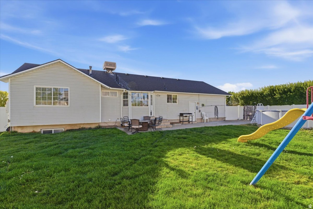 2185 S 2325 W Syracuse, UT 84075