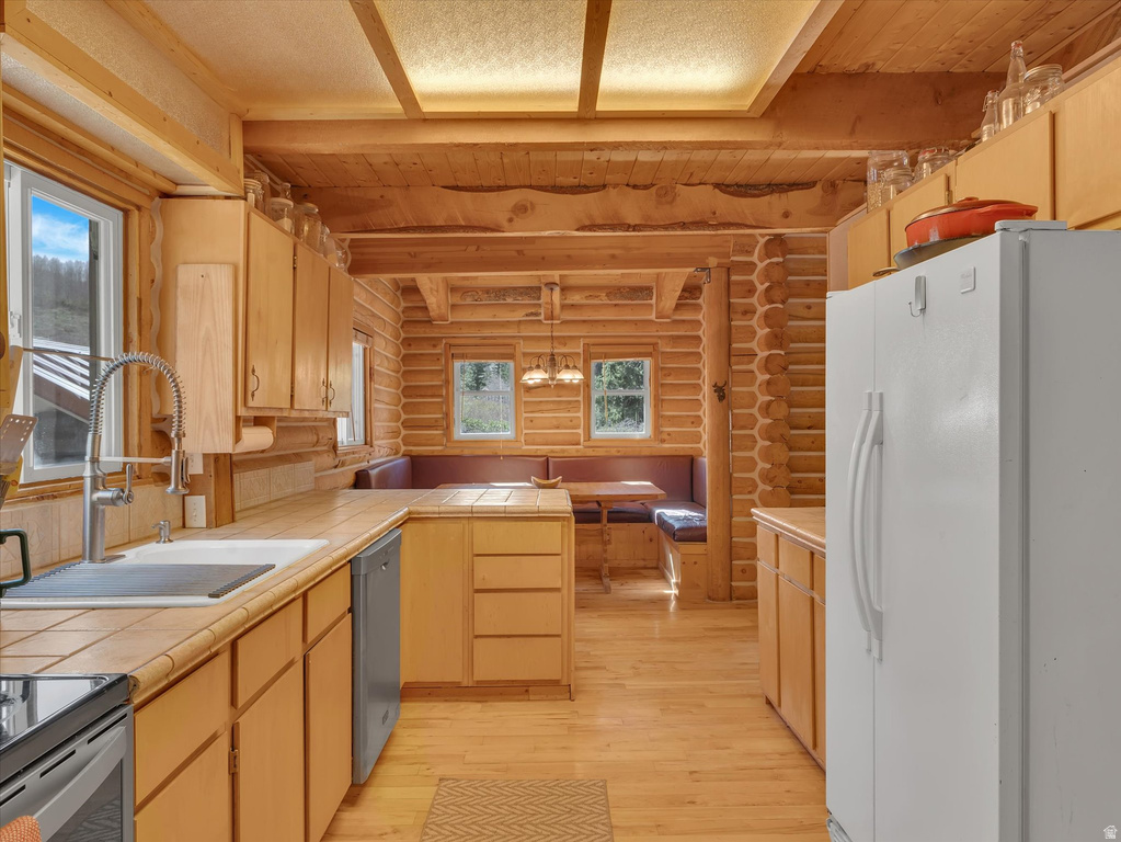 9468 E MOOSE HAVEN LN Brighton, UT 84121