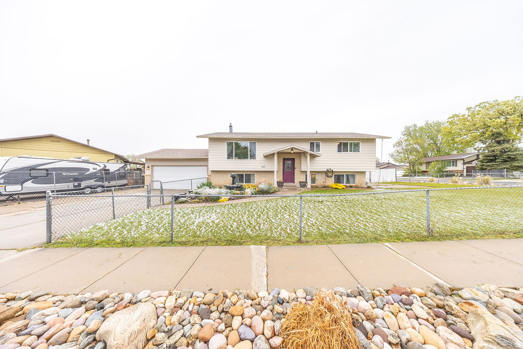 1613 N 1850 W Layton, UT 84041