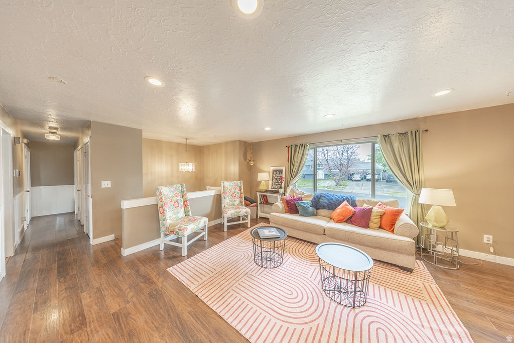 1613 N 1850 W Layton, UT 84041