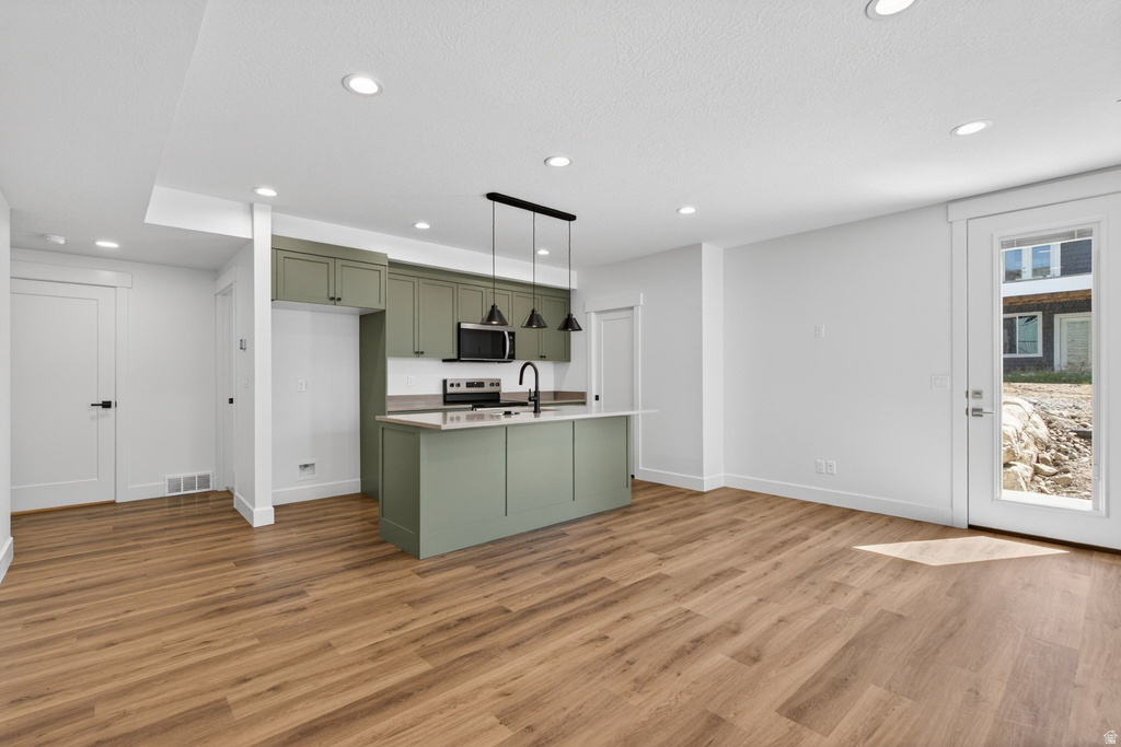 1478 S 920 E Salem, UT 84653