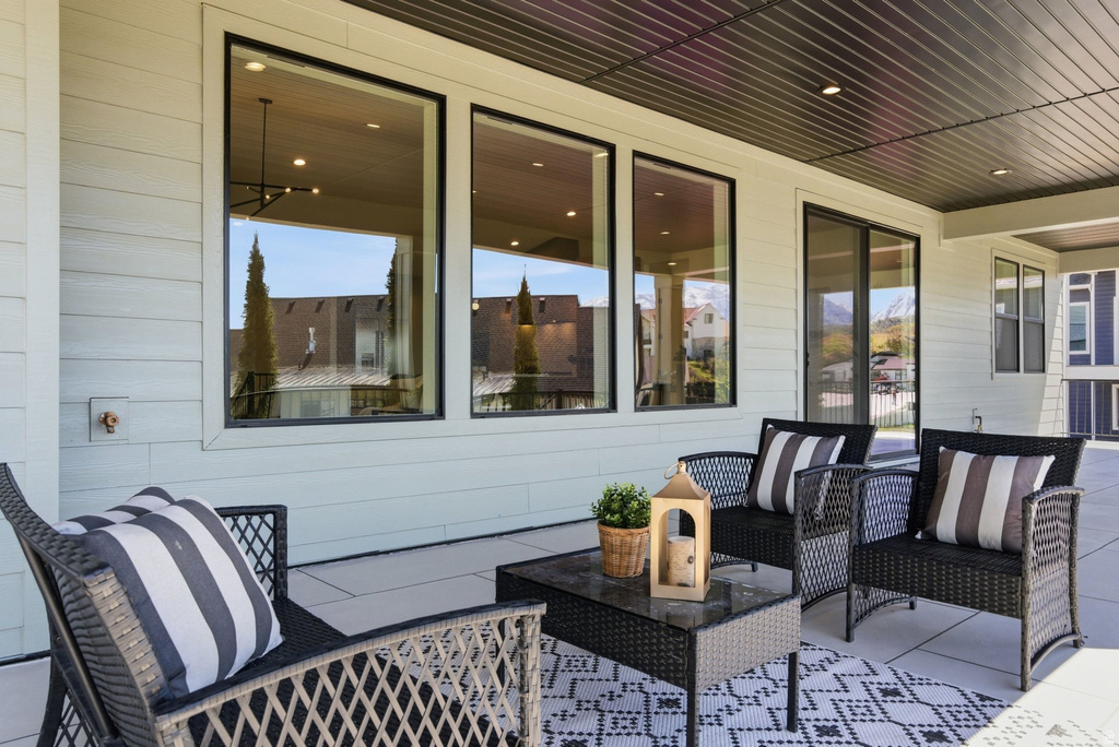 1478 S 920 E Salem, UT 84653