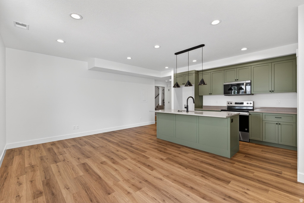 1478 S 920 E Salem, UT 84653