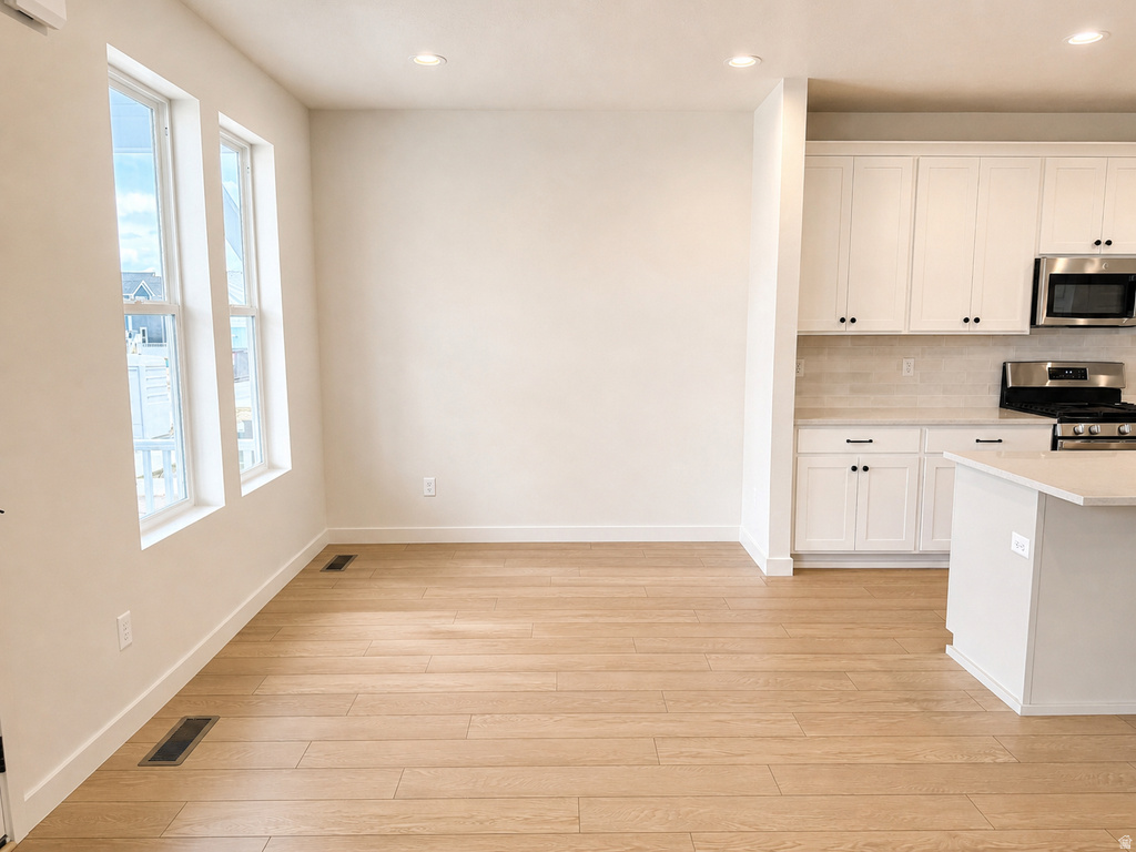 7027 W LAKE AVE South Jordan, UT 84009