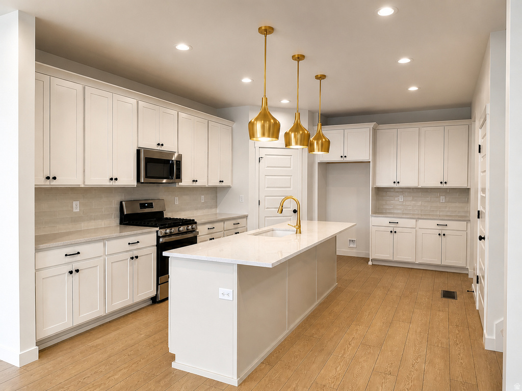 7027 W LAKE AVE South Jordan, UT 84009