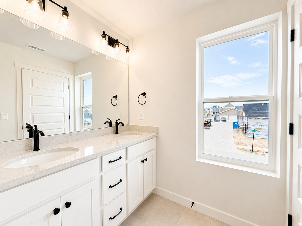 7027 W LAKE AVE South Jordan, UT 84009
