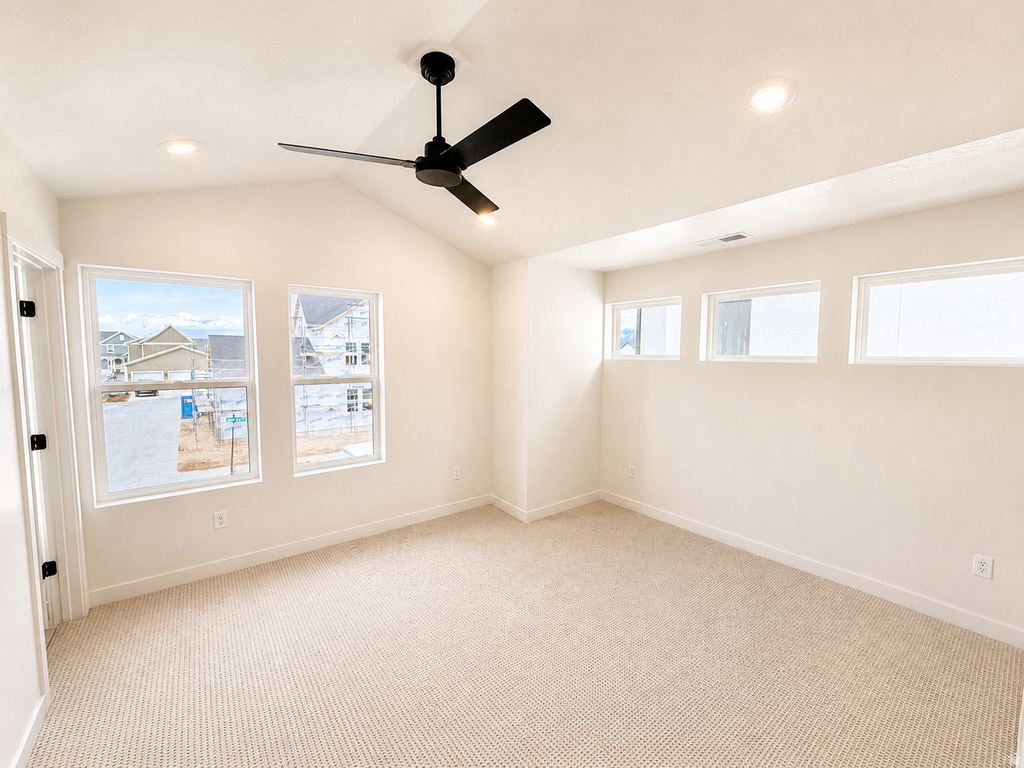 7027 W LAKE AVE South Jordan, UT 84009