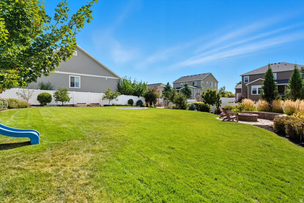 1203 W APPALOOSA LN Lehi, UT 84043