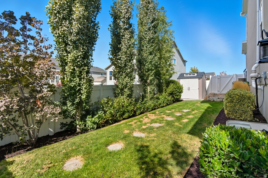 1203 W APPALOOSA LN Lehi, UT 84043