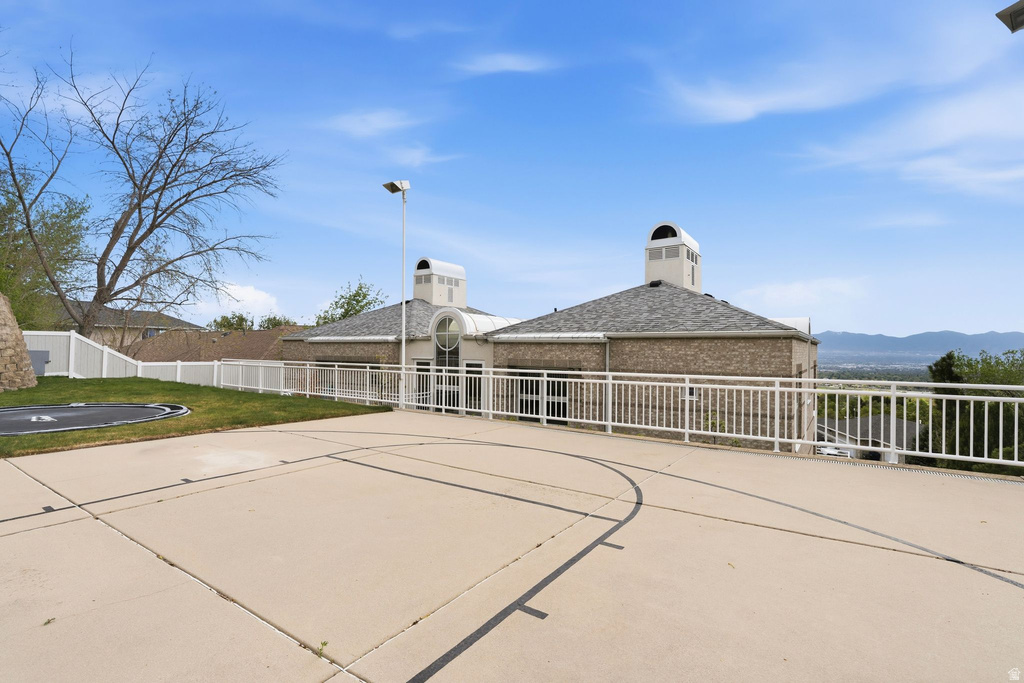 2457 S SCENIC DR Salt Lake City, UT 84109