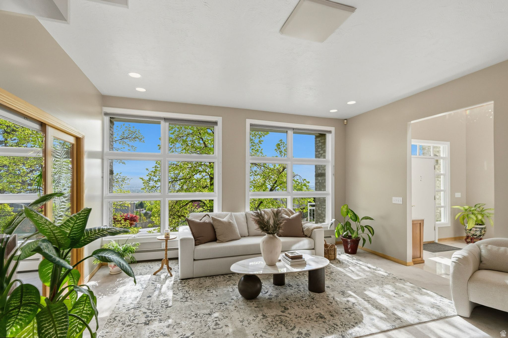 2457 S SCENIC DR Salt Lake City, UT 84109