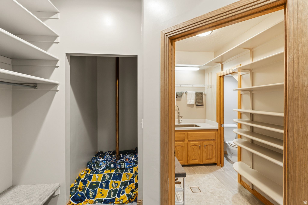 2457 S SCENIC DR Salt Lake City, UT 84109