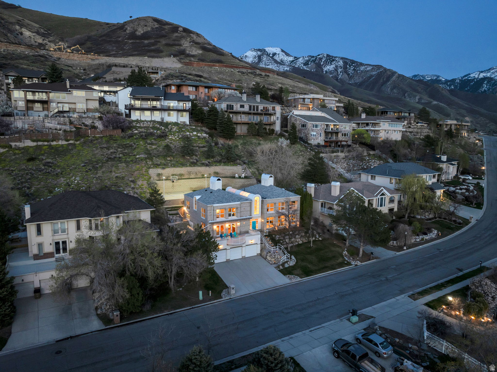 2457 S SCENIC DR Salt Lake City, UT 84109