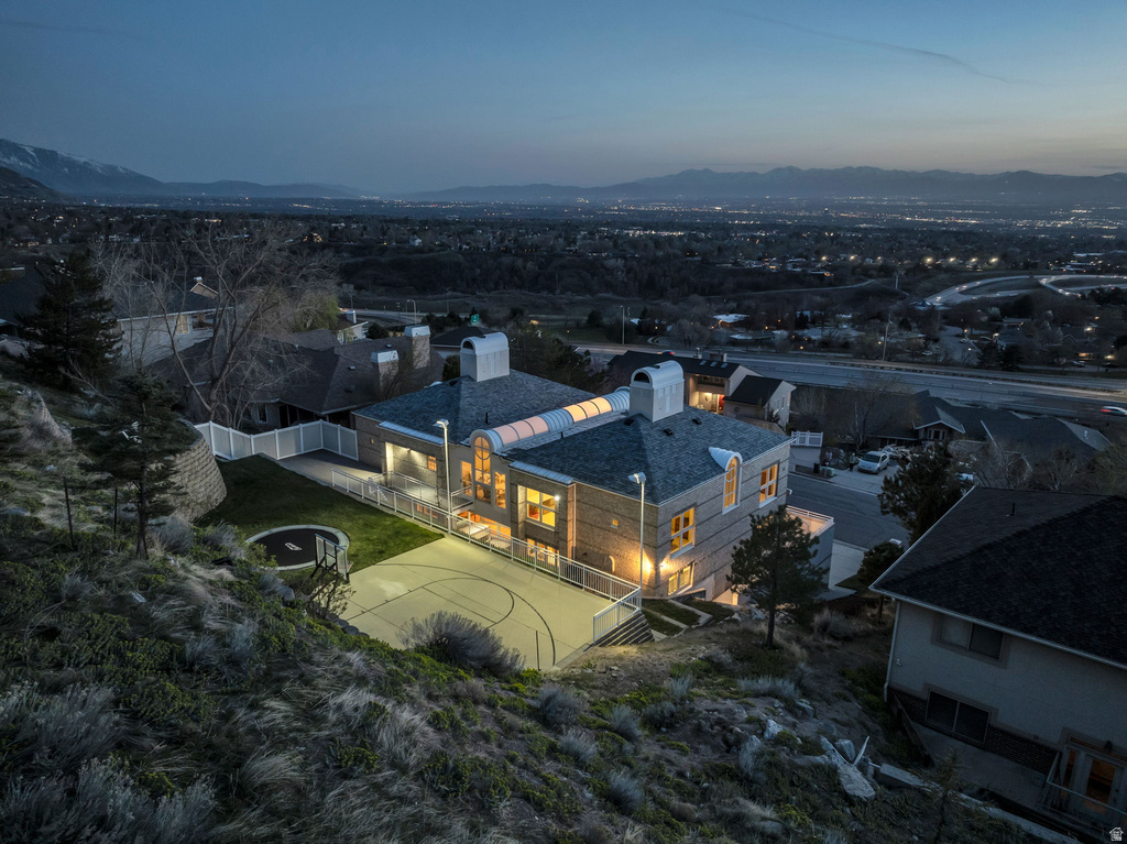 2457 S SCENIC DR Salt Lake City, UT 84109