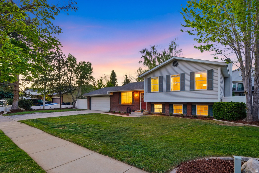 2073 E 10095 S Sandy, UT 84092