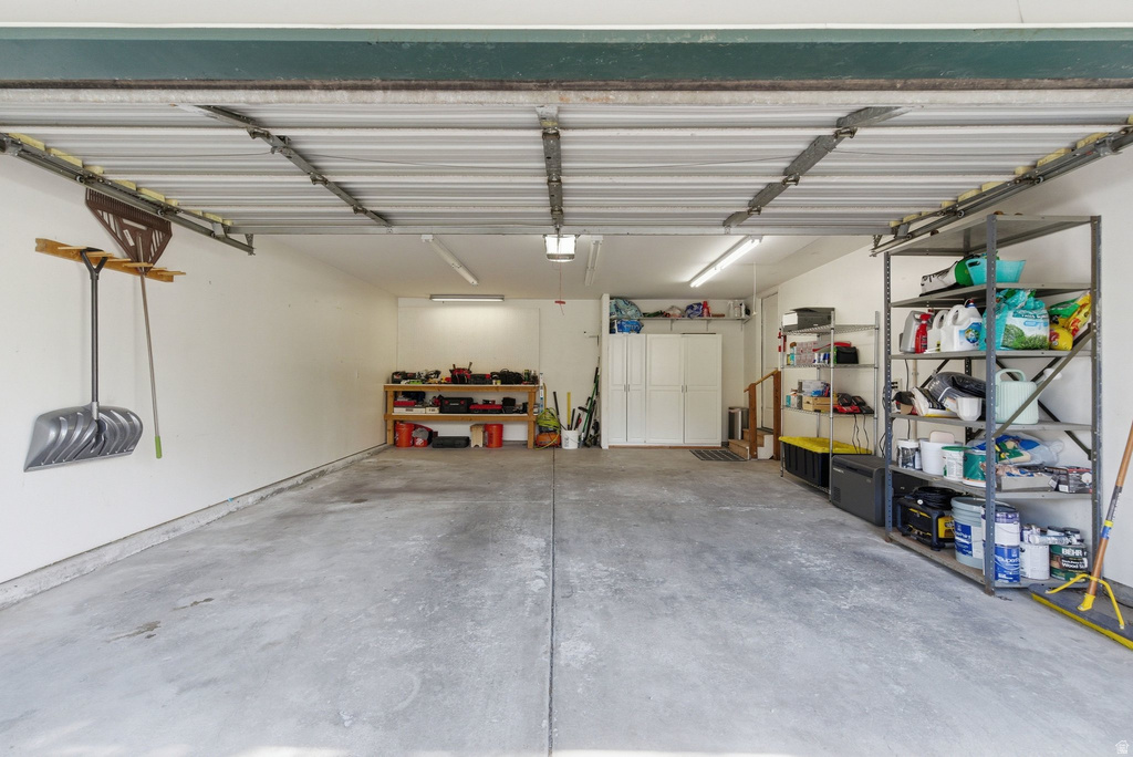 2073 E 10095 S Sandy, UT 84092