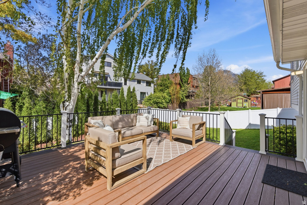 2073 E 10095 S Sandy, UT 84092