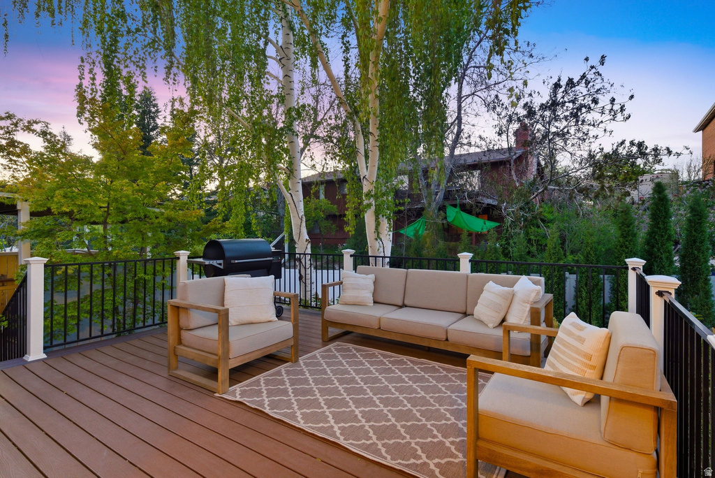 2073 E 10095 S Sandy, UT 84092