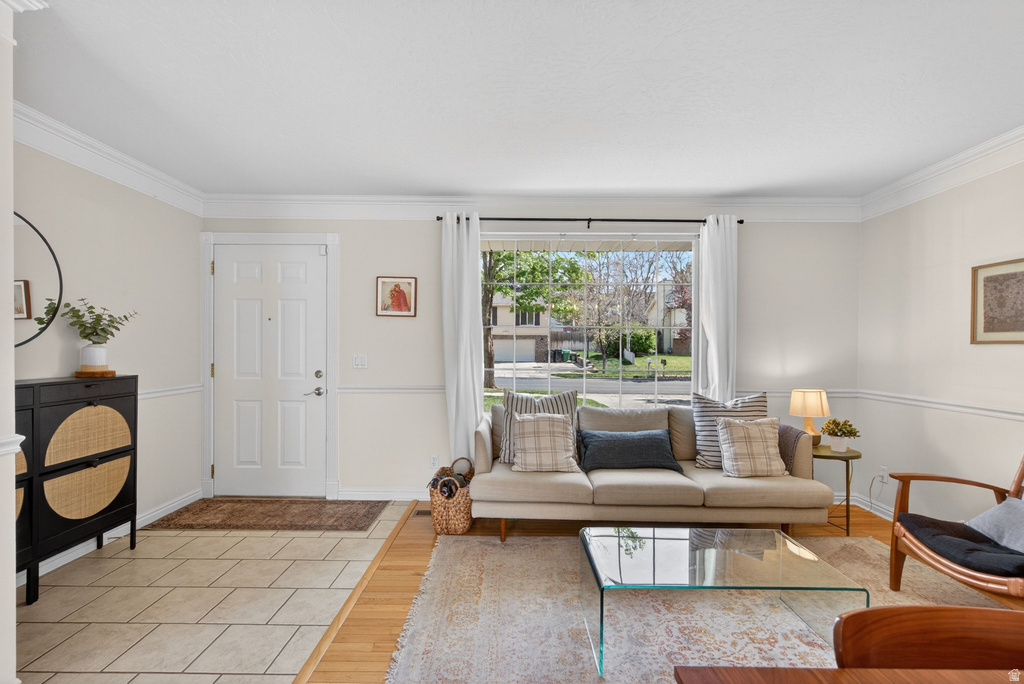 2073 E 10095 S Sandy, UT 84092