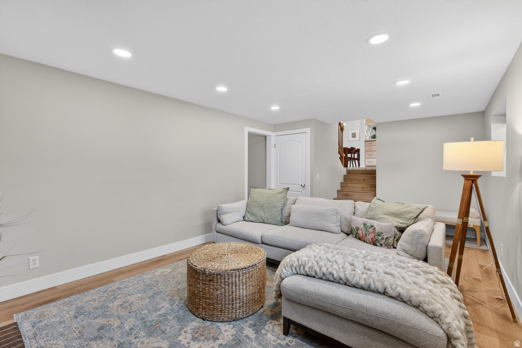 2073 E 10095 S Sandy, UT 84092