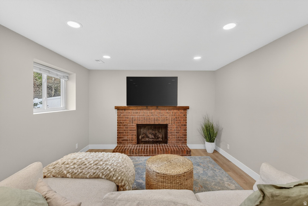 2073 E 10095 S Sandy, UT 84092