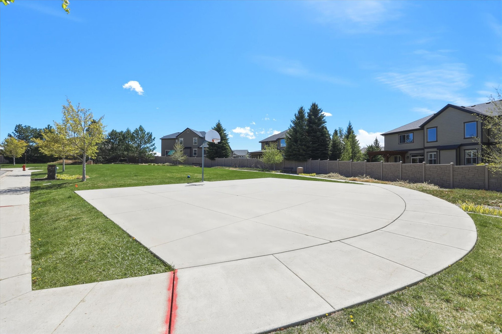 2087 E AUTUMN FIELDS LN Draper, UT 84020