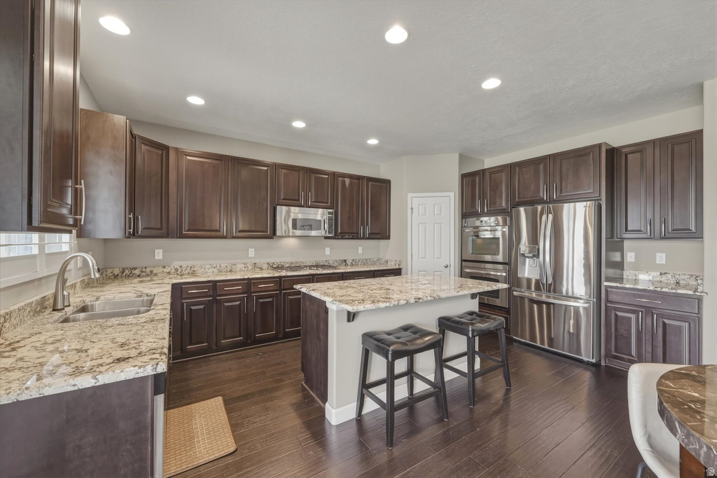 2087 E AUTUMN FIELDS LN Draper, UT 84020