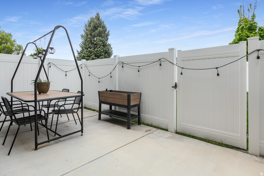 134 W 2525 N Harrisville, UT 84414