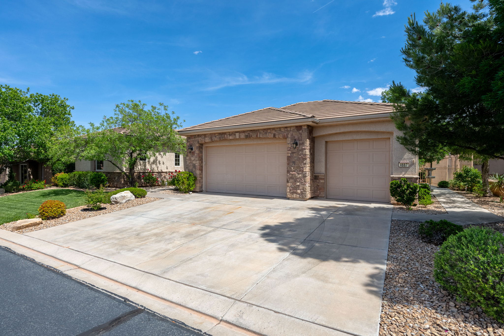 4667 S WHISPER POINT DR photo 5