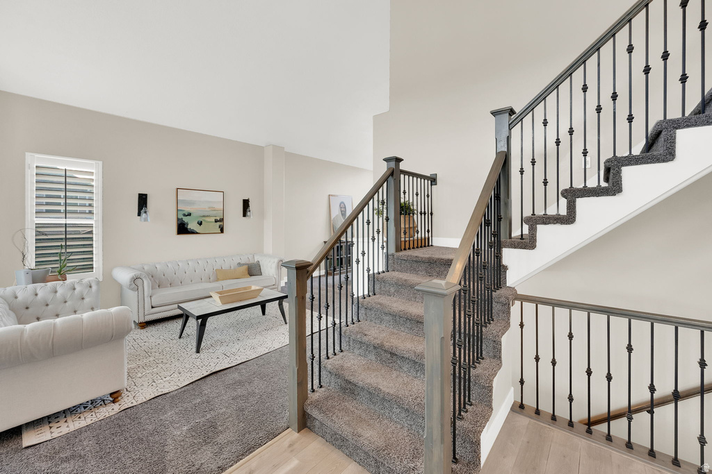 2842 W ROLLING CREEK WAY South Jordan, UT 84095