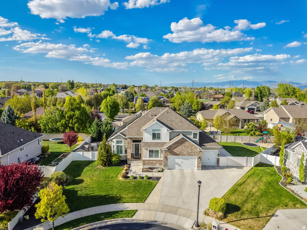 2842 W ROLLING CREEK WAY South Jordan, UT 84095