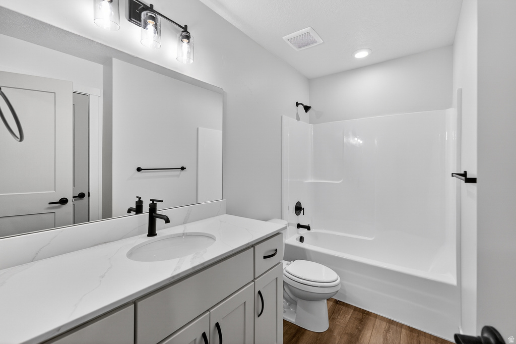 2742 W 2715 N #163 Plain City, UT 84404