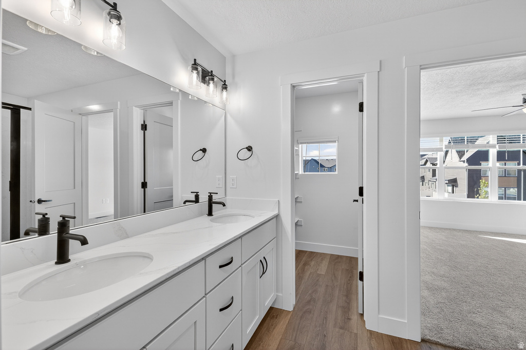 2742 W 2715 N #163 Plain City, UT 84404