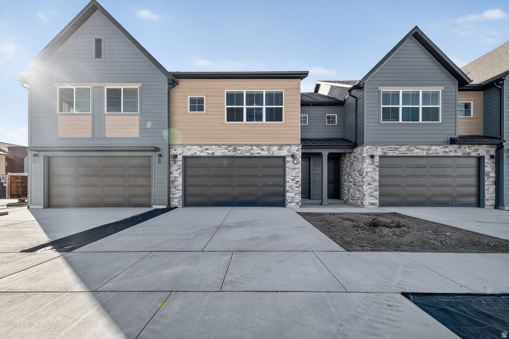 2742 W 2715 N #163 Plain City, UT 84404