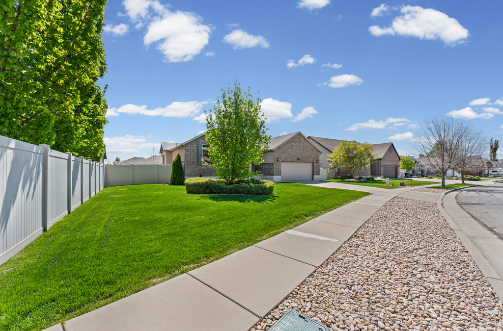 1257 W 2850 S Syracuse, UT 84075