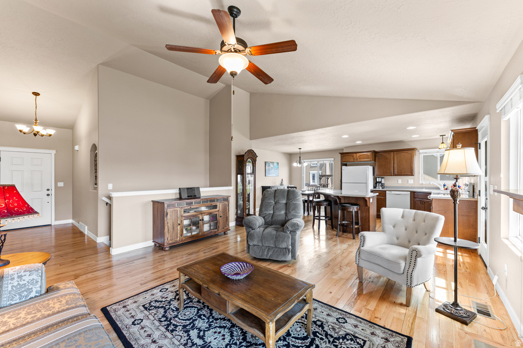 1257 W 2850 S Syracuse, UT 84075