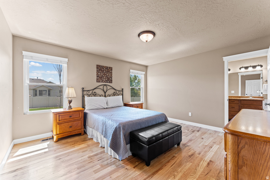 1257 W 2850 S Syracuse, UT 84075